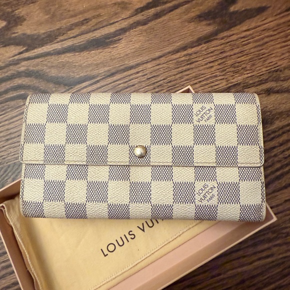 Louis Vuitton Handbags - Louis Vuitton Damier Azure Sara Wallet